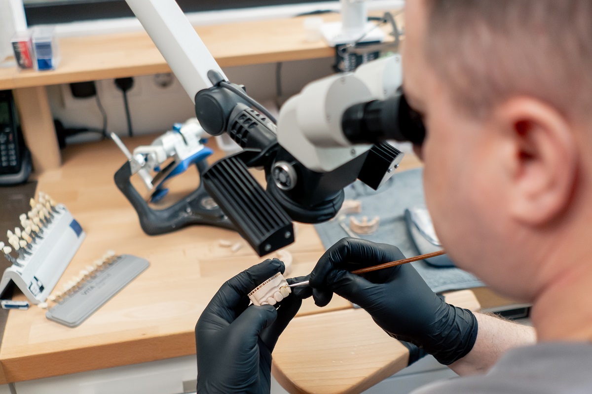 Manutenção de microscópio: garantindo precisão e durabilidade